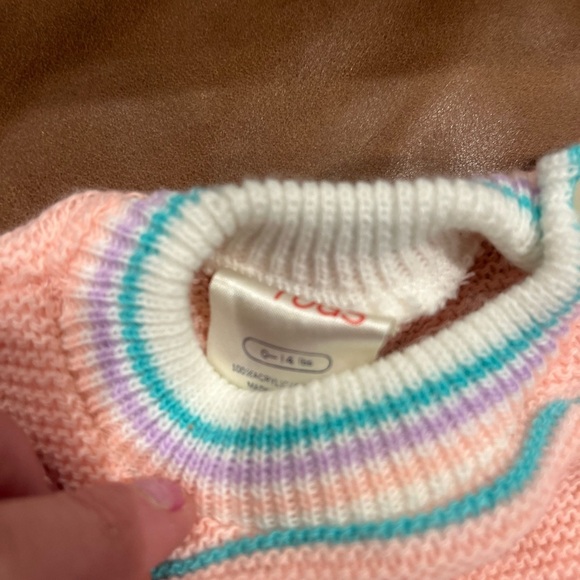 Newborn Vintage Sweater ❄️ 4 for $20 - Picture 2 of 4